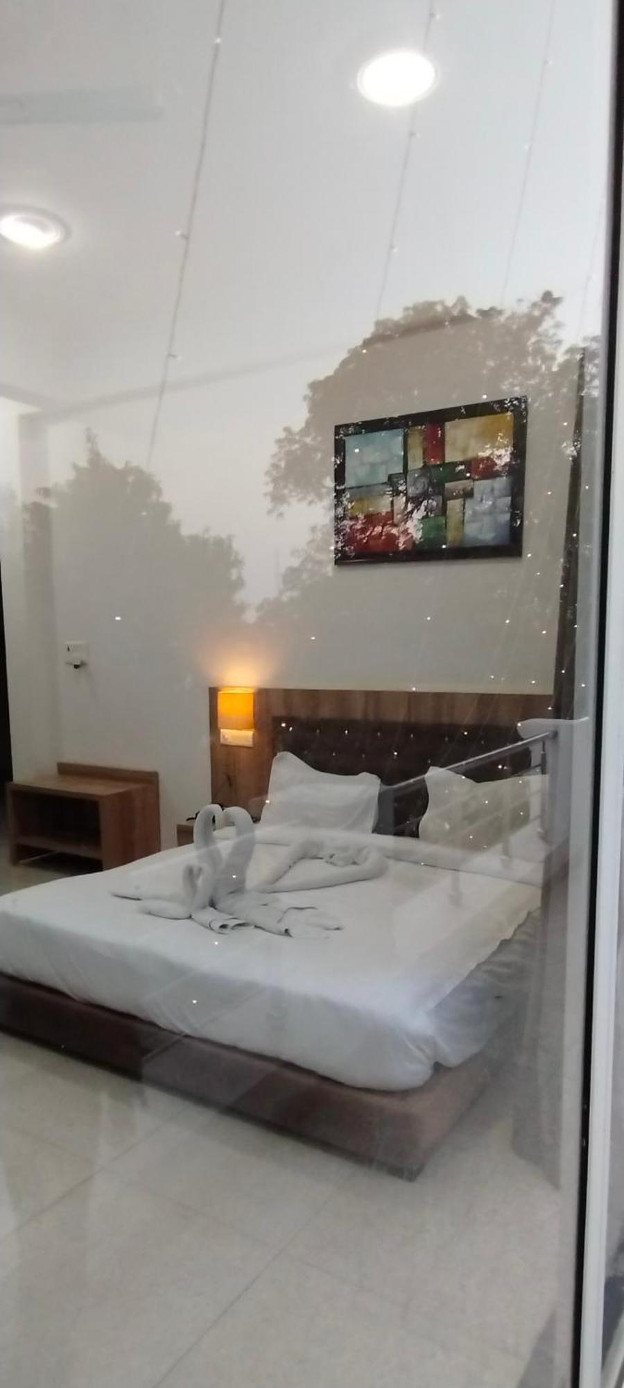Hotel Lakeview By Bookingcare Chhatarpur Екстер'єр фото